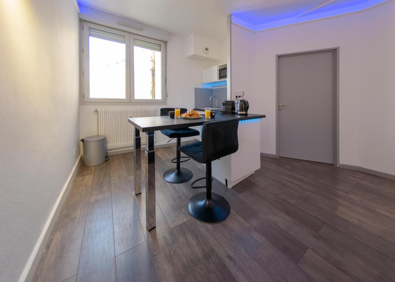 Appart'Hotel De La Gare - Cocooning Montbéliard Zewnętrze zdjęcie